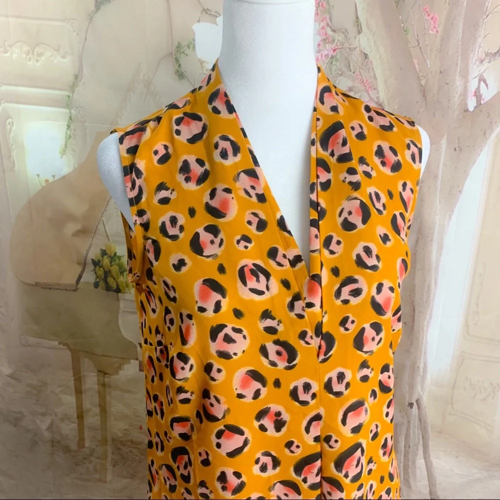 Cabi 3792 Prowl Leopard Print Blouse - Picture 7 of 11